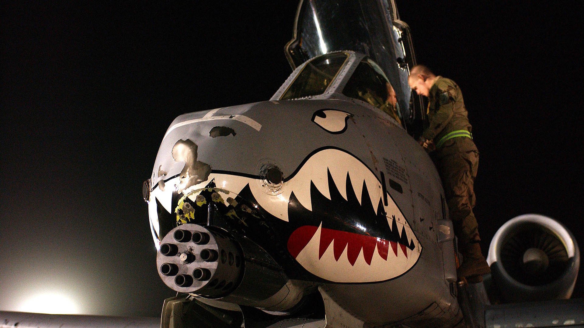 国家队教练团队沟通效率低下，专业的教练员团队