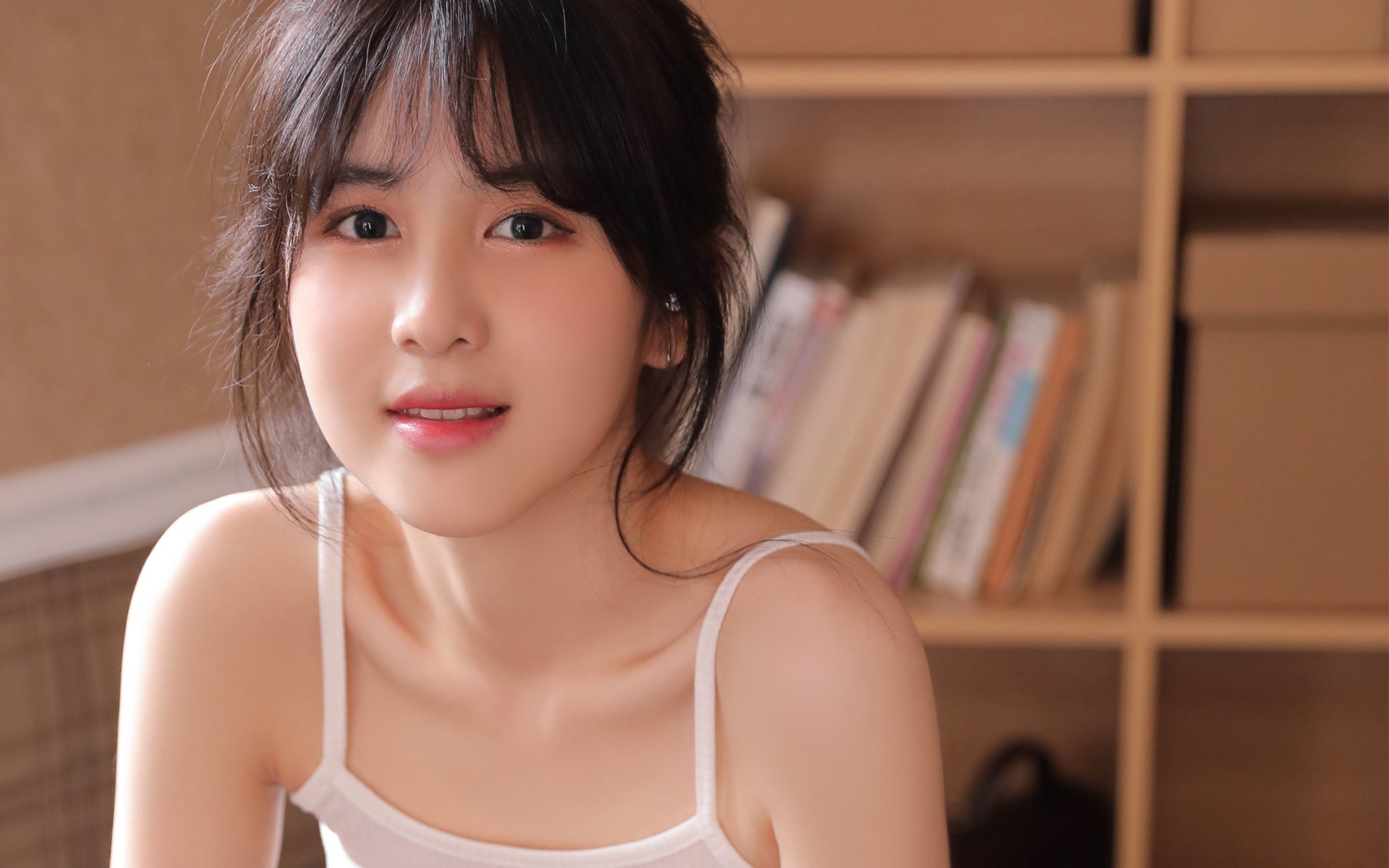 孙颖莎轻松晋级,展现统治力,孙颖莎专访视频