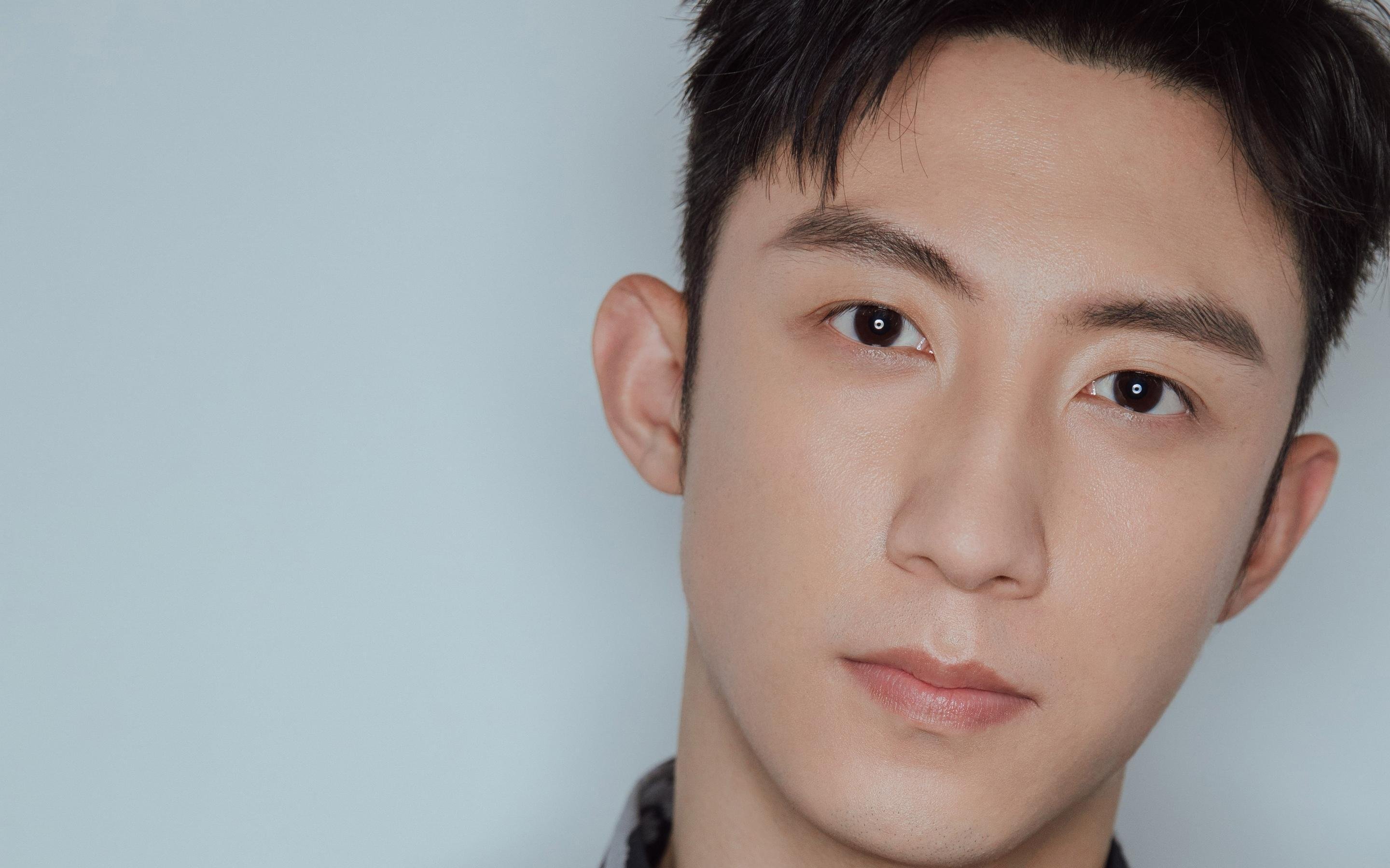 乐鱼电竞在线平台登录入口-搏击台上新战术引发关注，搏击比赛现场精彩讲解