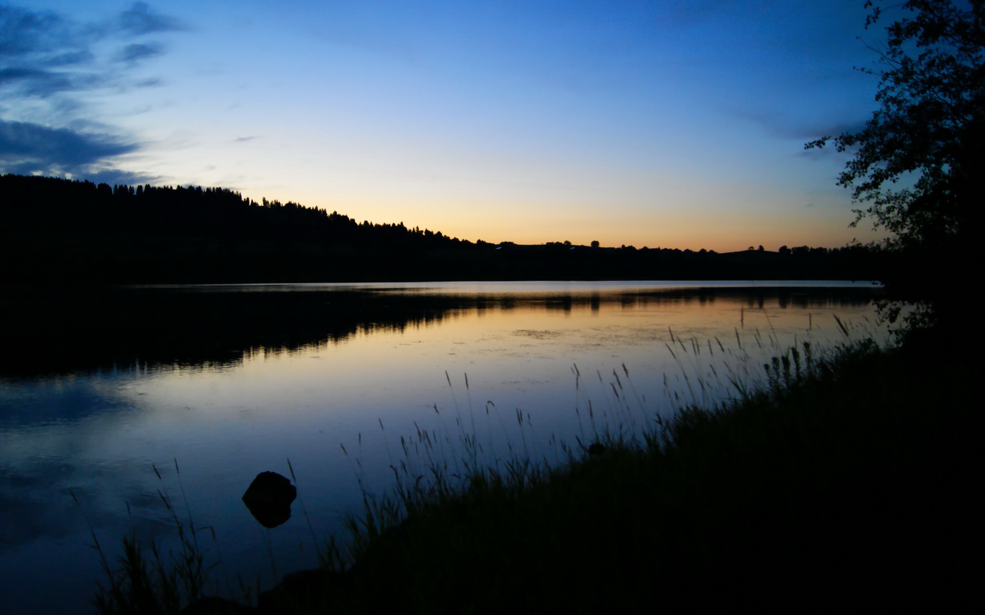 新疆男篮团队协作提升有效压制对手得分,新疆男篮主力