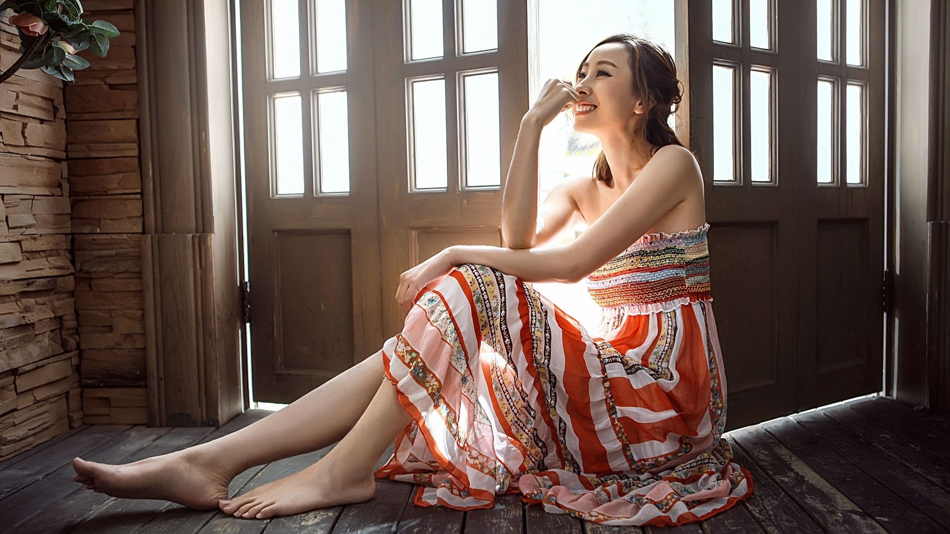 国家队锋线位置竞争激烈多名年轻球员表现积极，国家队前锋怎么了